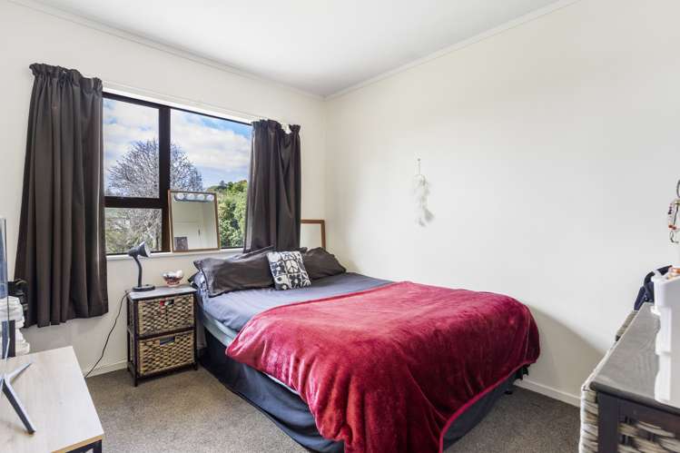 1/51 Greenvalley Rise Glenfield_9