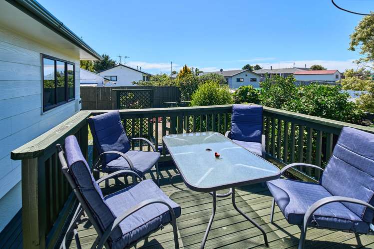 8 Ross Grove Paraparaumu_16