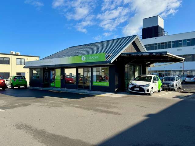 Office or retail on the one-way