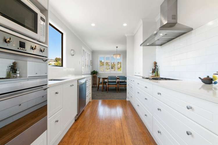 1/7 Athena Drive Totara Vale_6