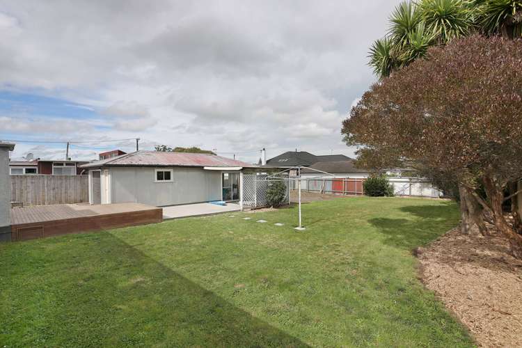 8 Lambert Street Marton_18