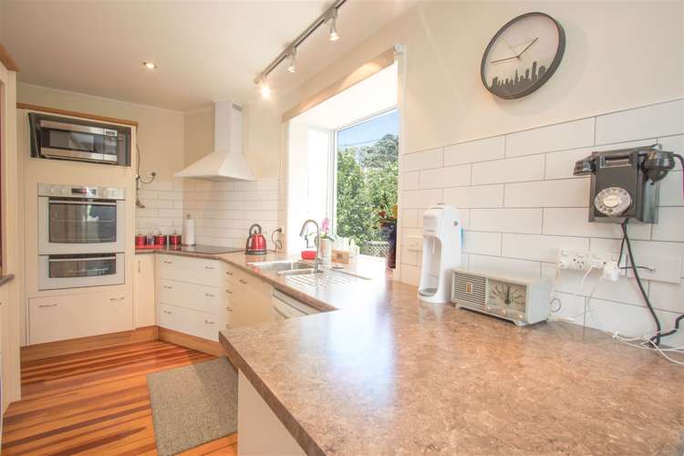 187 Helston Road Paparangi_17