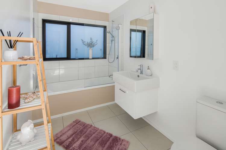 25 Ashwood Street Woodridge_13