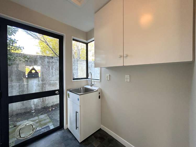 344 Princes Drive Britannia Heights_11