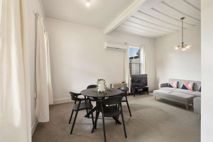 127 Linton Street West End_3