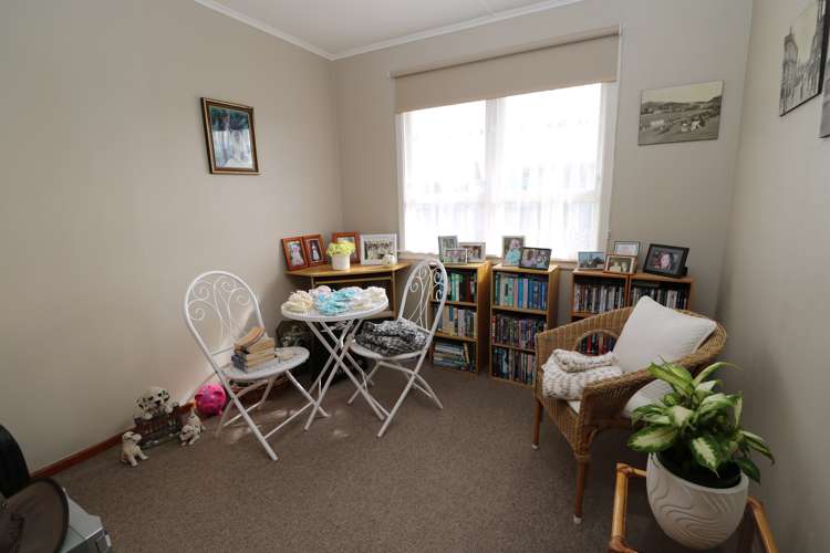 20 Mark Perreau Place Foxton_11