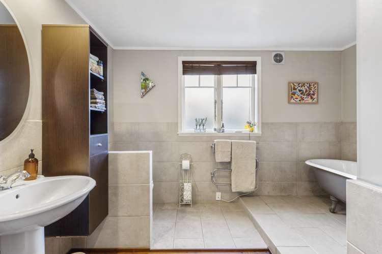 16 Jerram Street Mount Albert_13