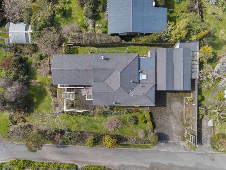 9 Titi Street Taihape and Surrounds_17