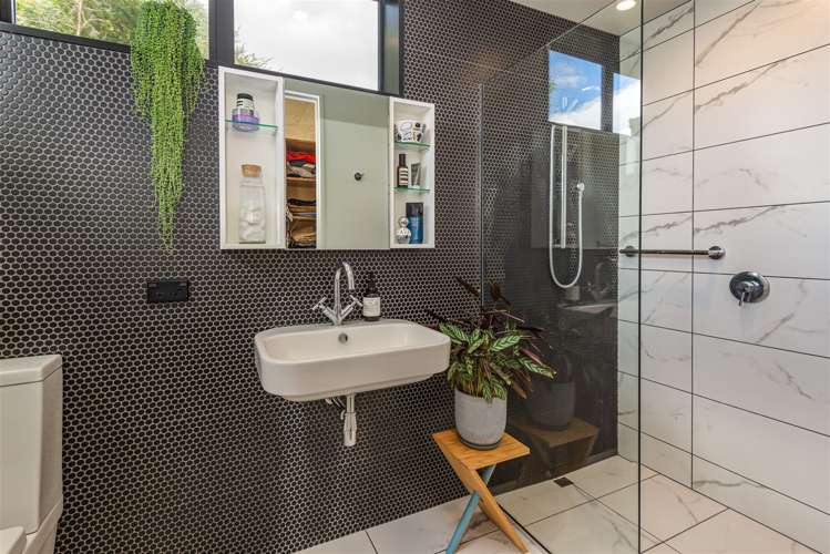 1824 Cust Road Cust_14