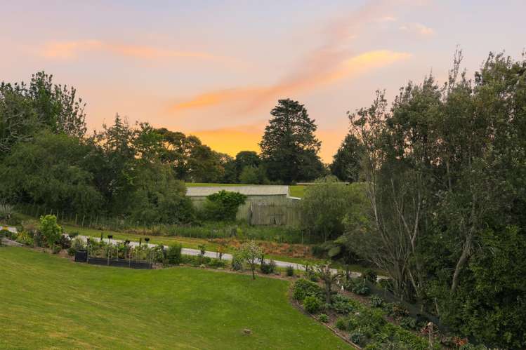 56 Golf Road Waitomo_24