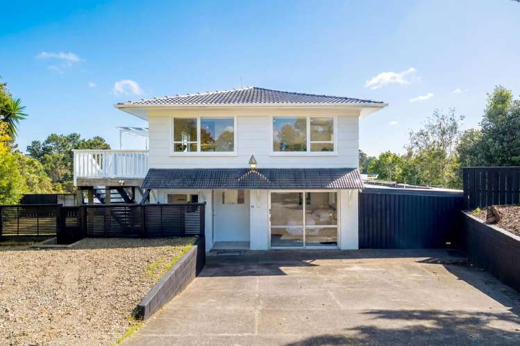 34 Cyclarama Crescent Massey_0