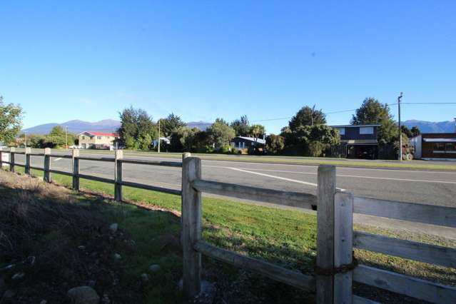 236 Milford Road Te Anau_1