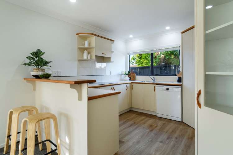 8a Longwood Lane Otumoetai_7