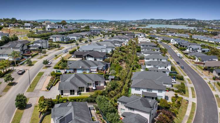 23 Flavell Drive Orewa_26