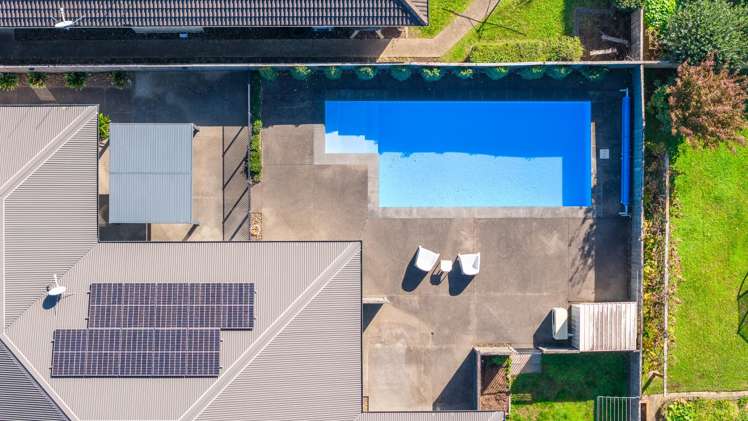 5 Camberley Way Huntington_11