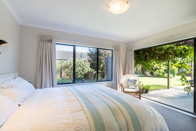 10 De La Mare Drive Leamington_11