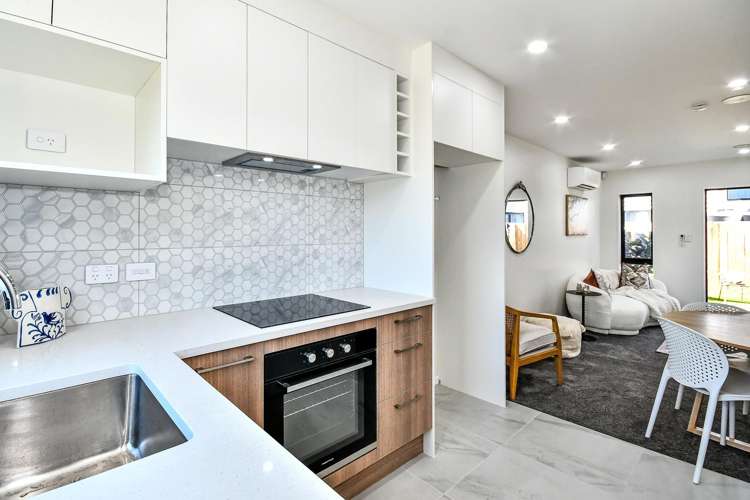 32 Beaumonts Way Manurewa_9