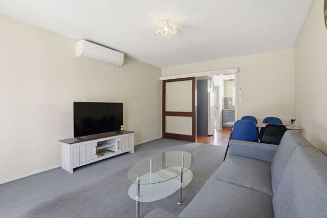 2/11 Dilworth Street Riccarton_1