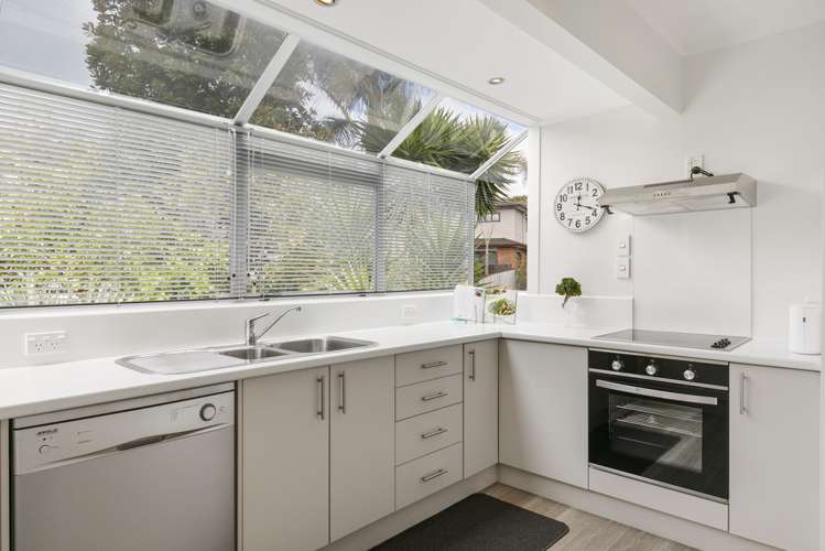 497 West Coast Road Glen Eden_5