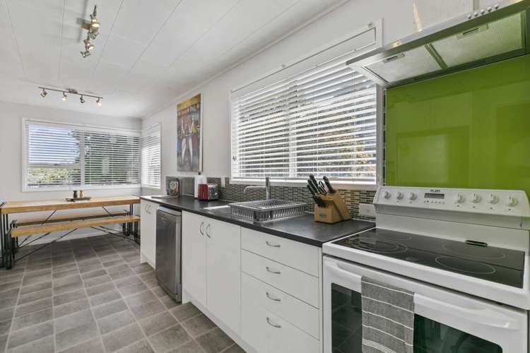 52 Redcrest Avenue Red Hill_5