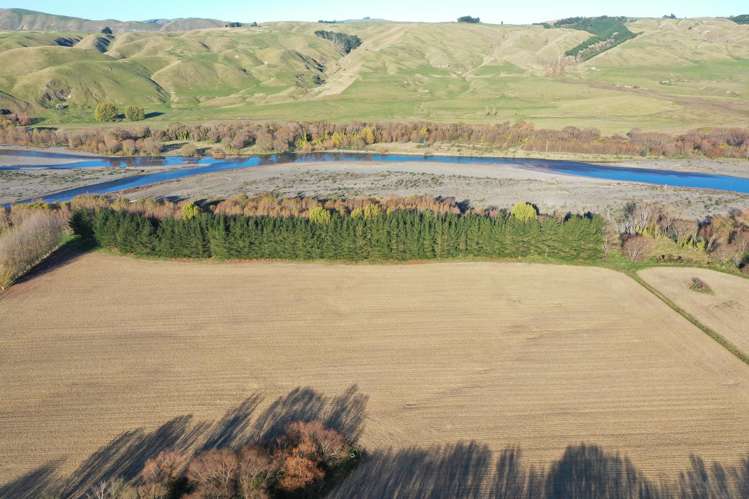 2813 Middle Road Patangata_8