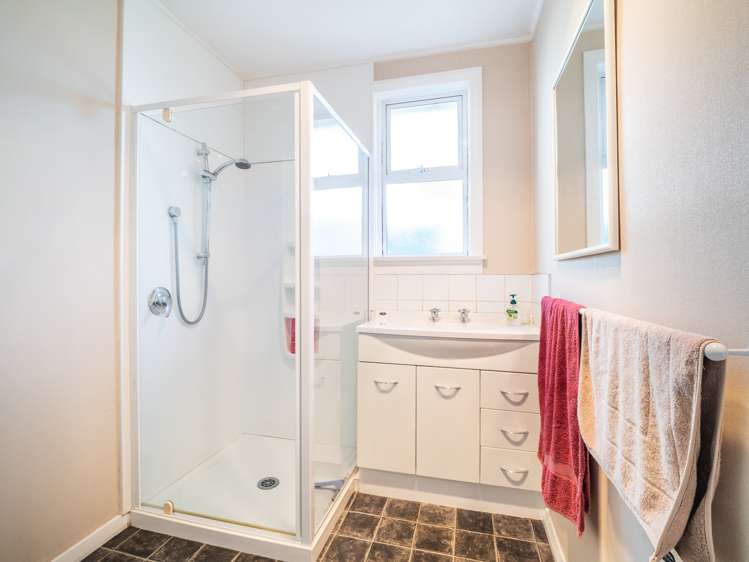 52 Whitehaven Street Lawrence_9