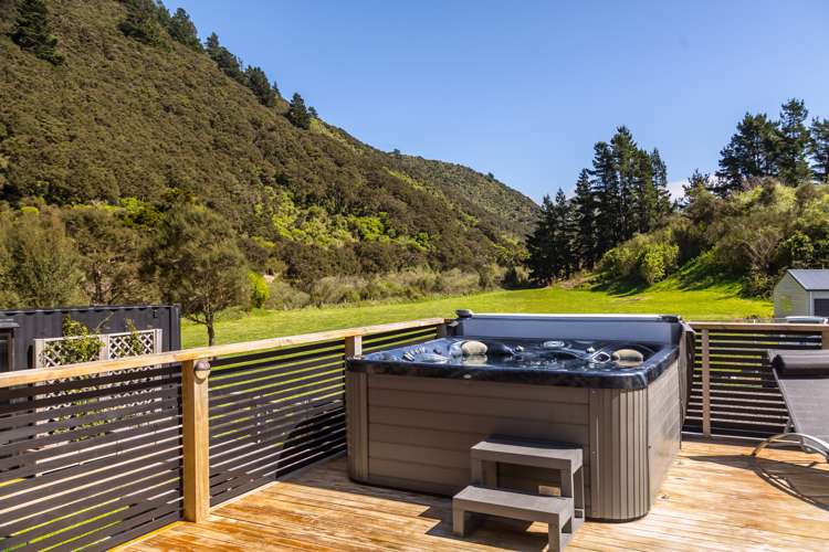 766 State Highway 2 Featherston_18