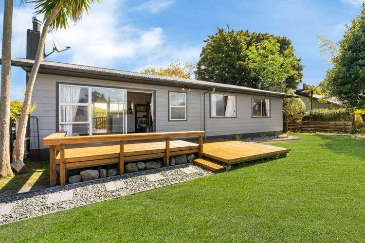 18 Joanne Crescent Pukehangi_0