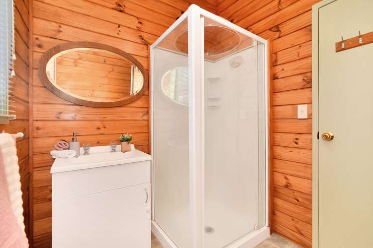 111a Windermere Drive Poike_13