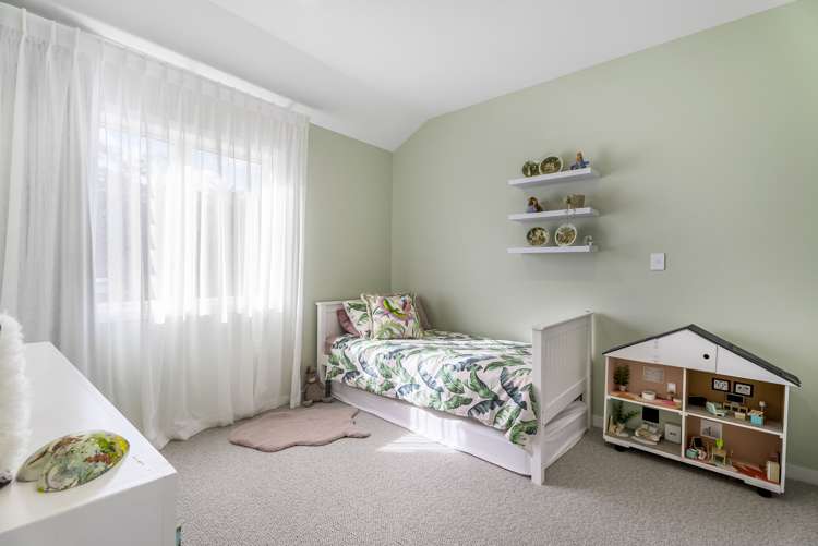 6 Dorchester Place Orewa_12