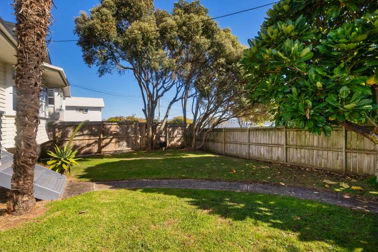 12 Stewart Road Mount Albert_21