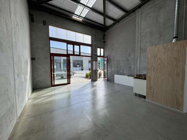 41/20 William Earp Place Tawa_2