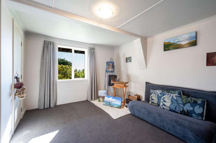 28 Ballard Drive Stoke_21