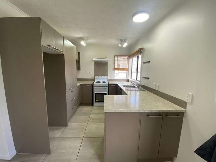 23 Greenstone Place 10666_3