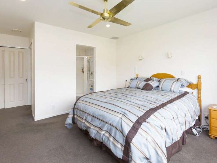 44 Mount Marua Way Timberlea_14