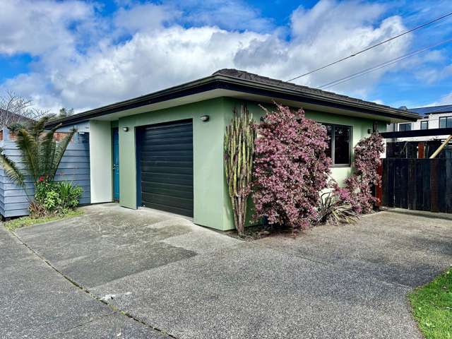2 Bedrooms with 1 bathroom + internal access garage and off street parking