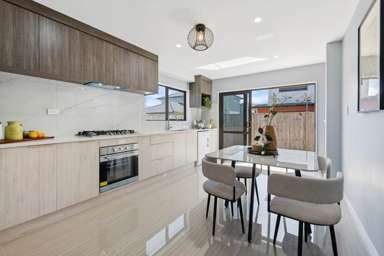 2/46A Takanini School Road_3