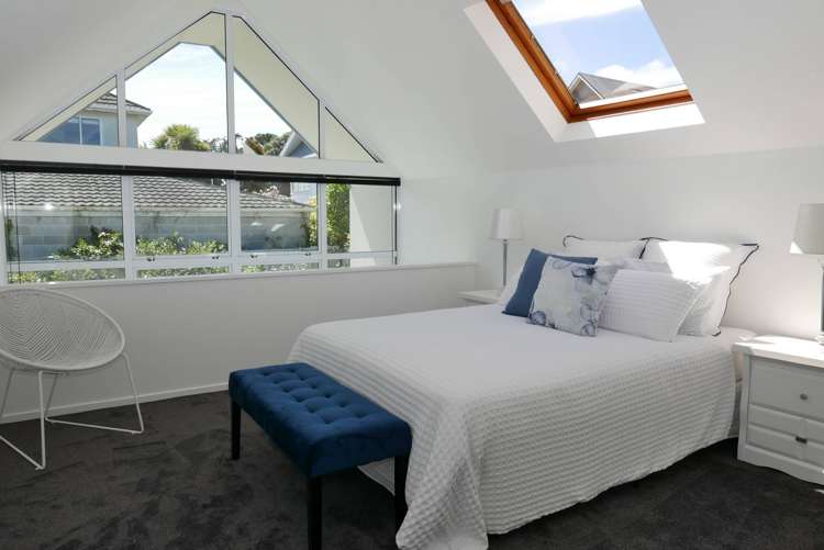 2/116 Hackthorne Road Cashmere_6