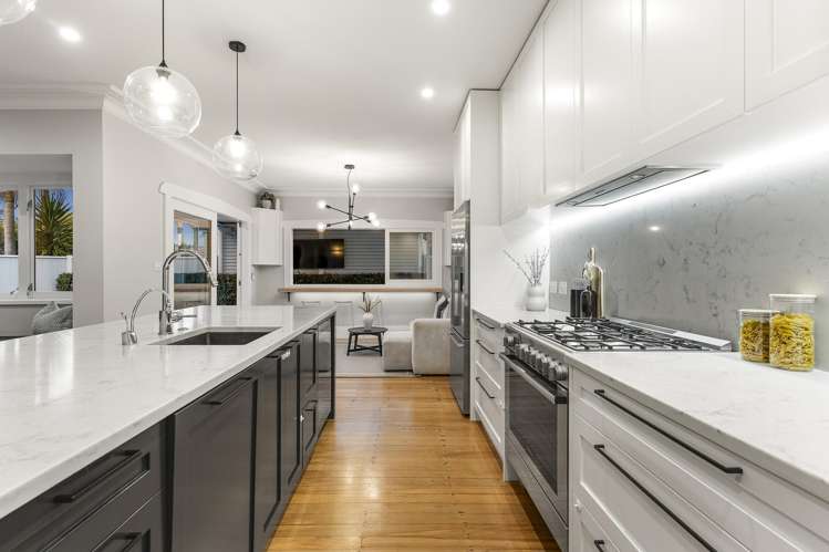 205 Hurstmere Road Takapuna_15