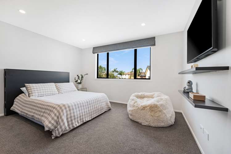 5 Parani Court Te Atatu Peninsula_17