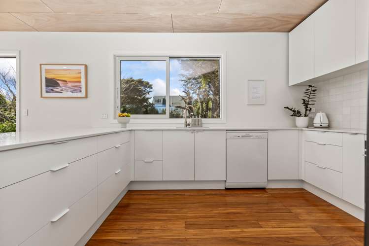 102 Rosetta Road Raumati South_8
