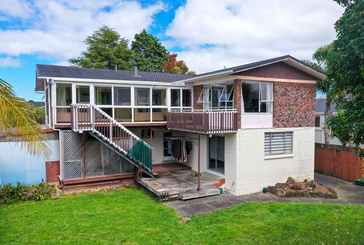 16 Taitua Drive Te Atatu South_22