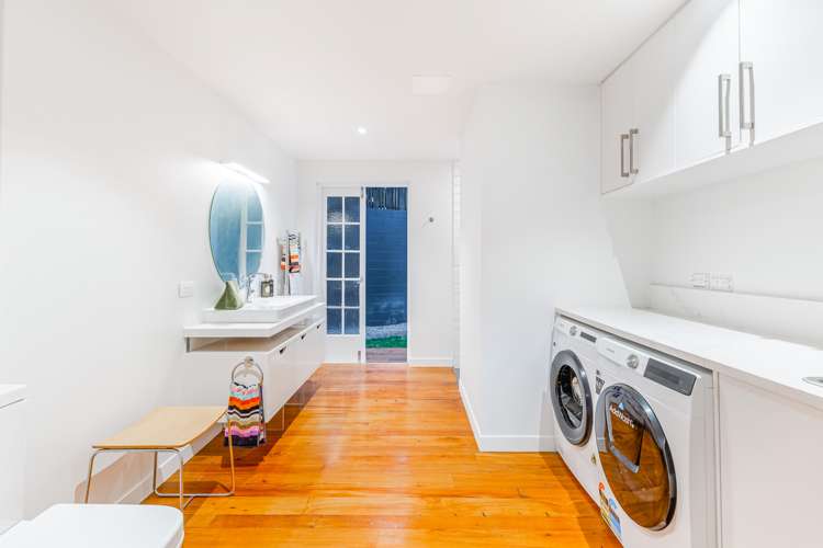 16a Renata Crescent Te Atatu Peninsula_11
