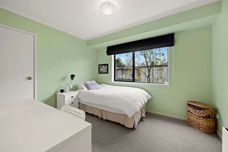 21 Burgundy Court Rototuna_18