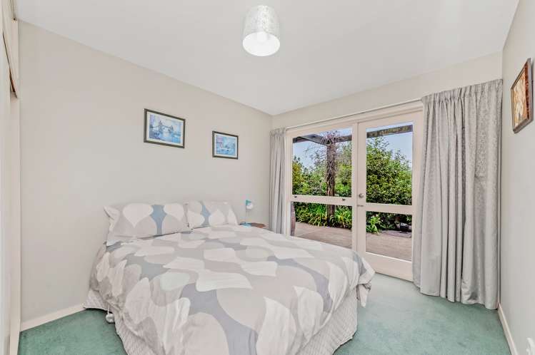 1594 Cust Road Cust_16