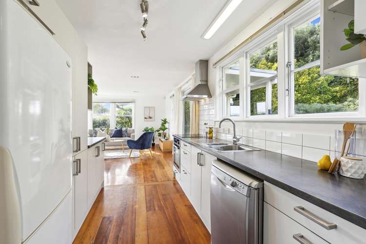 19 Sidlaw Street Strathmore Park_11