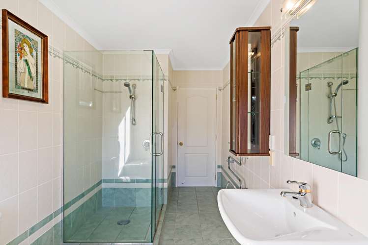 260 State Highway 16 Kumeu_18