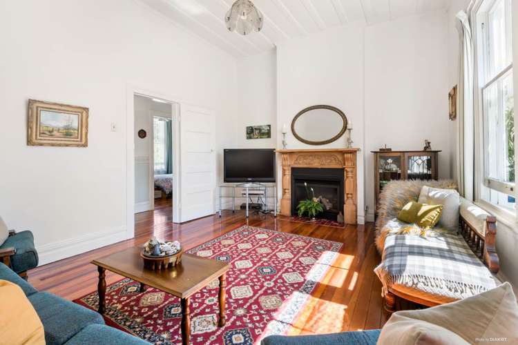 9 Miro Road Greenlane_3