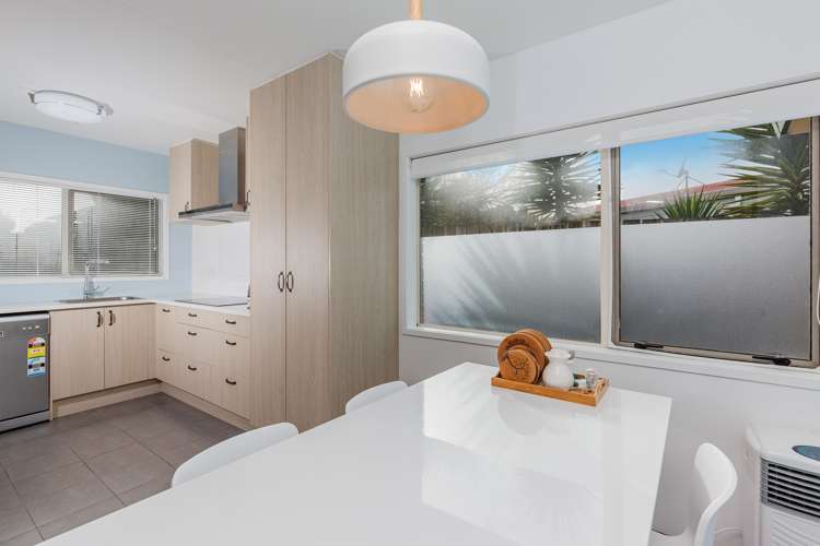 11 Bill Phillip Place Clendon Park_7