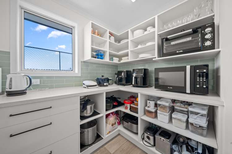 3/27 Renall Street Masterton_4